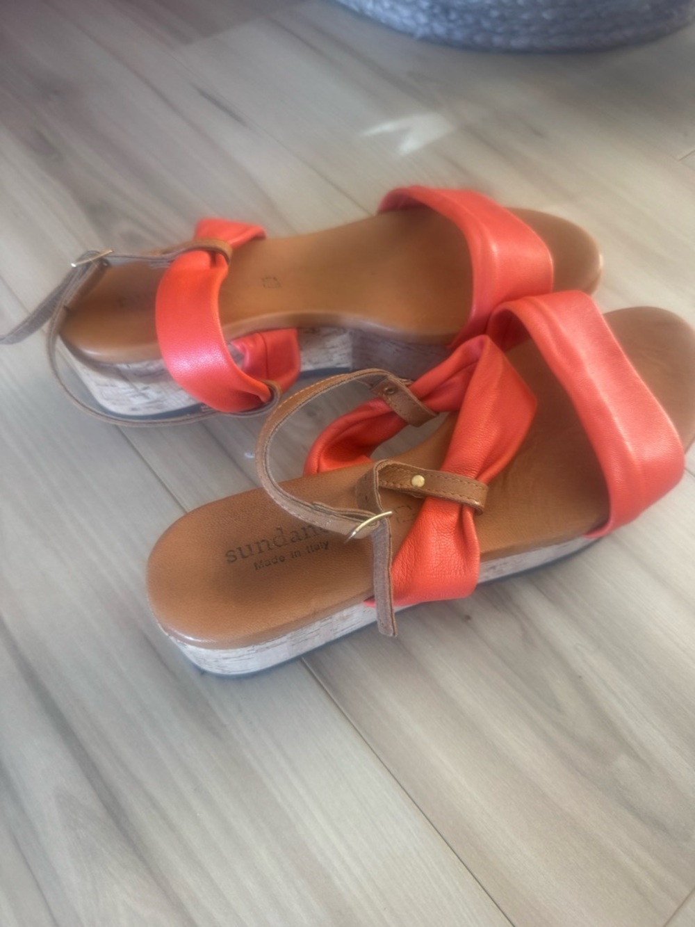 Sundance Coral Leather Knot Platform Sandals
